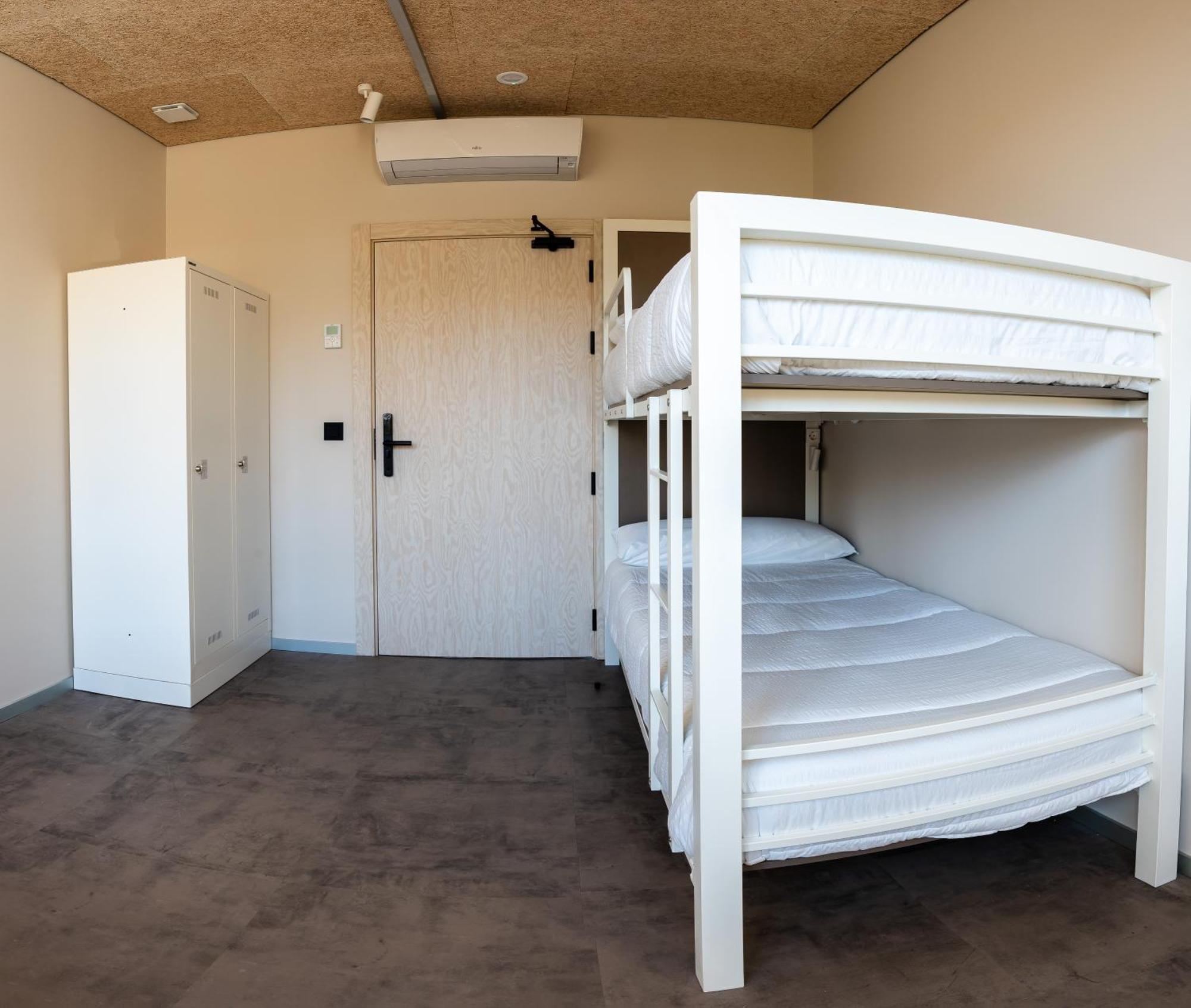 Lamia Bbk Women Hostel-Solo Mujeres ビルバオ エクステリア 写真
